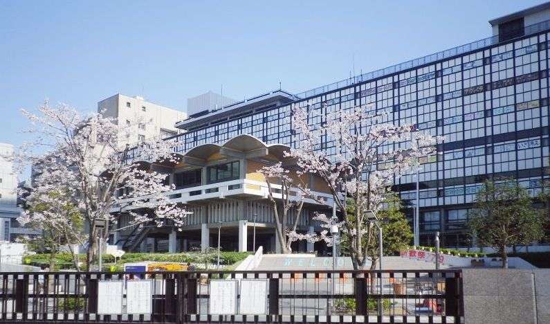 日本出国留学报考手册：法政大学